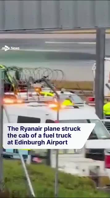 Edinburqda təyyarə yanacaq maşını ilə toqquşdu