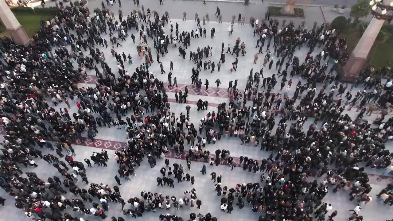 Gəncədə Prezidentin ad günü münasibətilə “flashmob” keçirildi