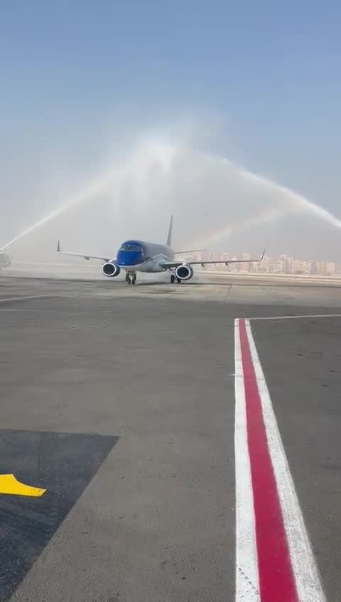 AZAL ilk dəfə Qahirədən Bakıya birbaşa uçuş həyata keçirdi