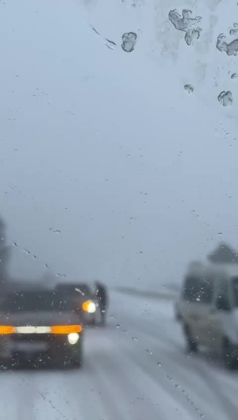 Bakı-Şamaxı yolunda hərəkət çətinləşdi