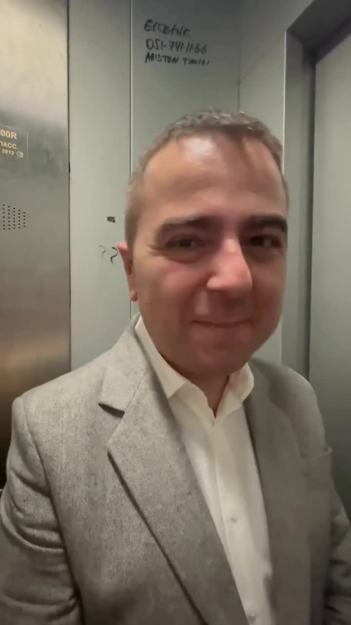 Həyat yoldaşı Azərlə bağlı paylaşım etdi