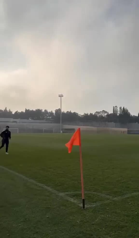 Kadi məşqlərə qayıtdı