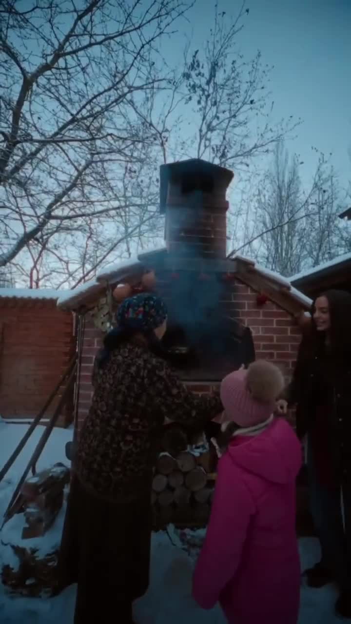 Leyla Əliyeva Əzizə xalanın mətbəxindən video paylaşdı