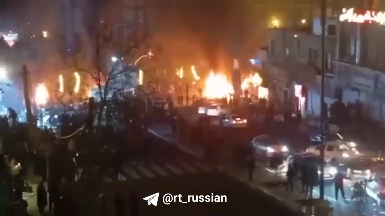 İranda etirazlar iğtişaşa çevrildi