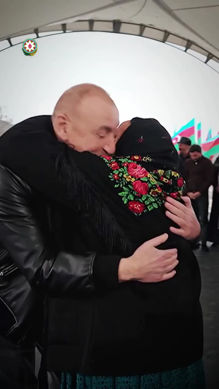 Prezident Ağdərə sakinləri ilə görüşündən paylaşım etdi