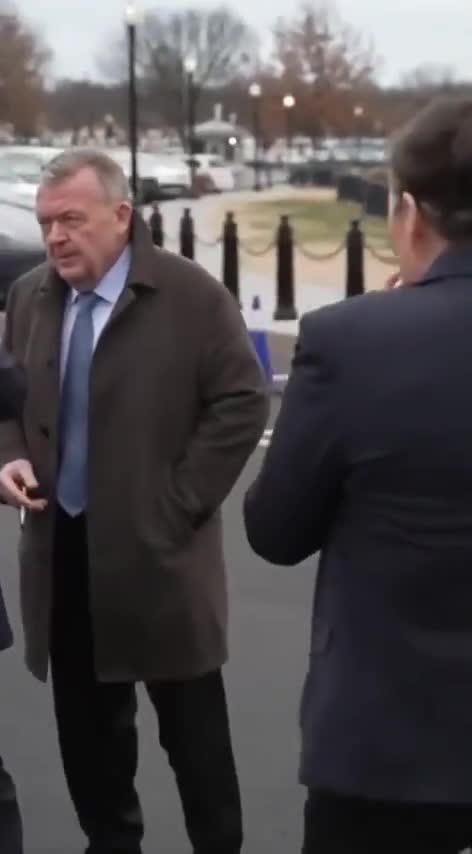 Qrenlandiyaya görə bir siqaret yandırdı...