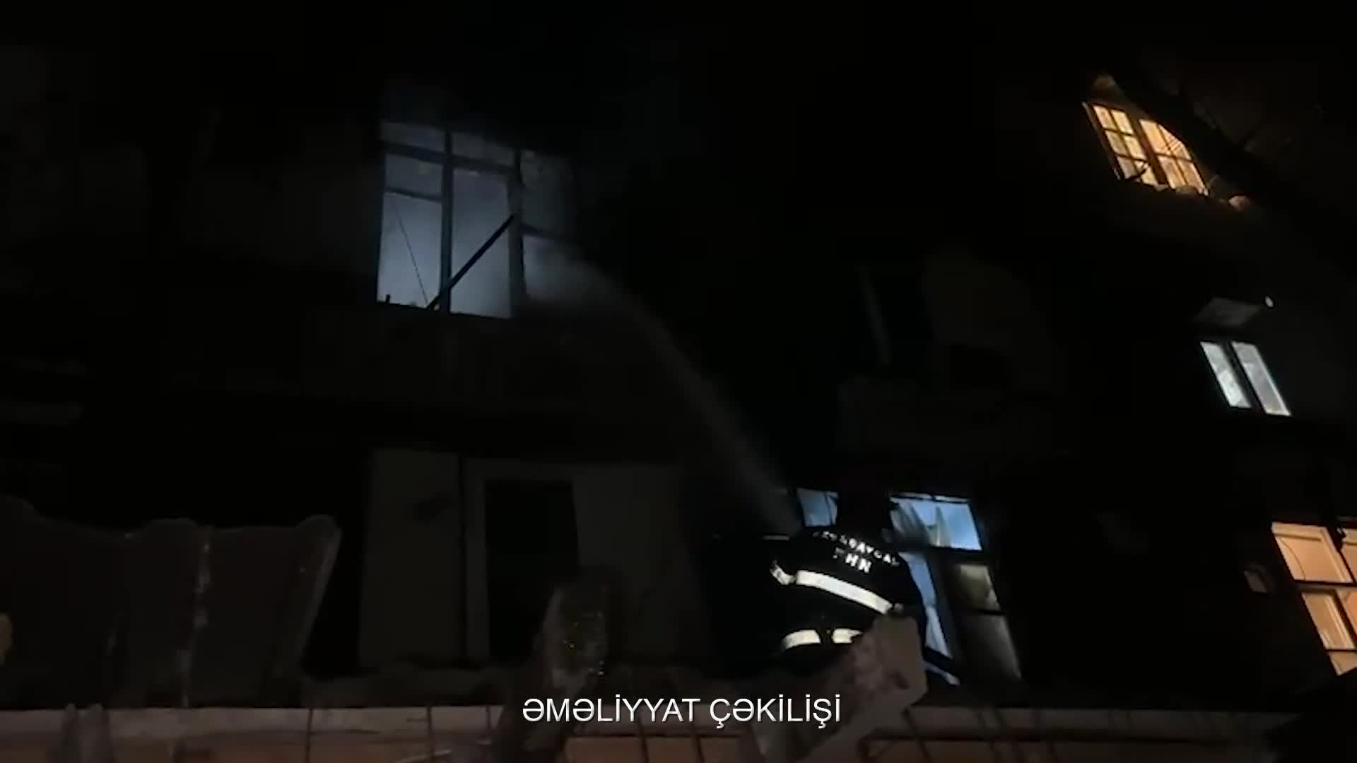 Yasamalda binada yanğın baş verib