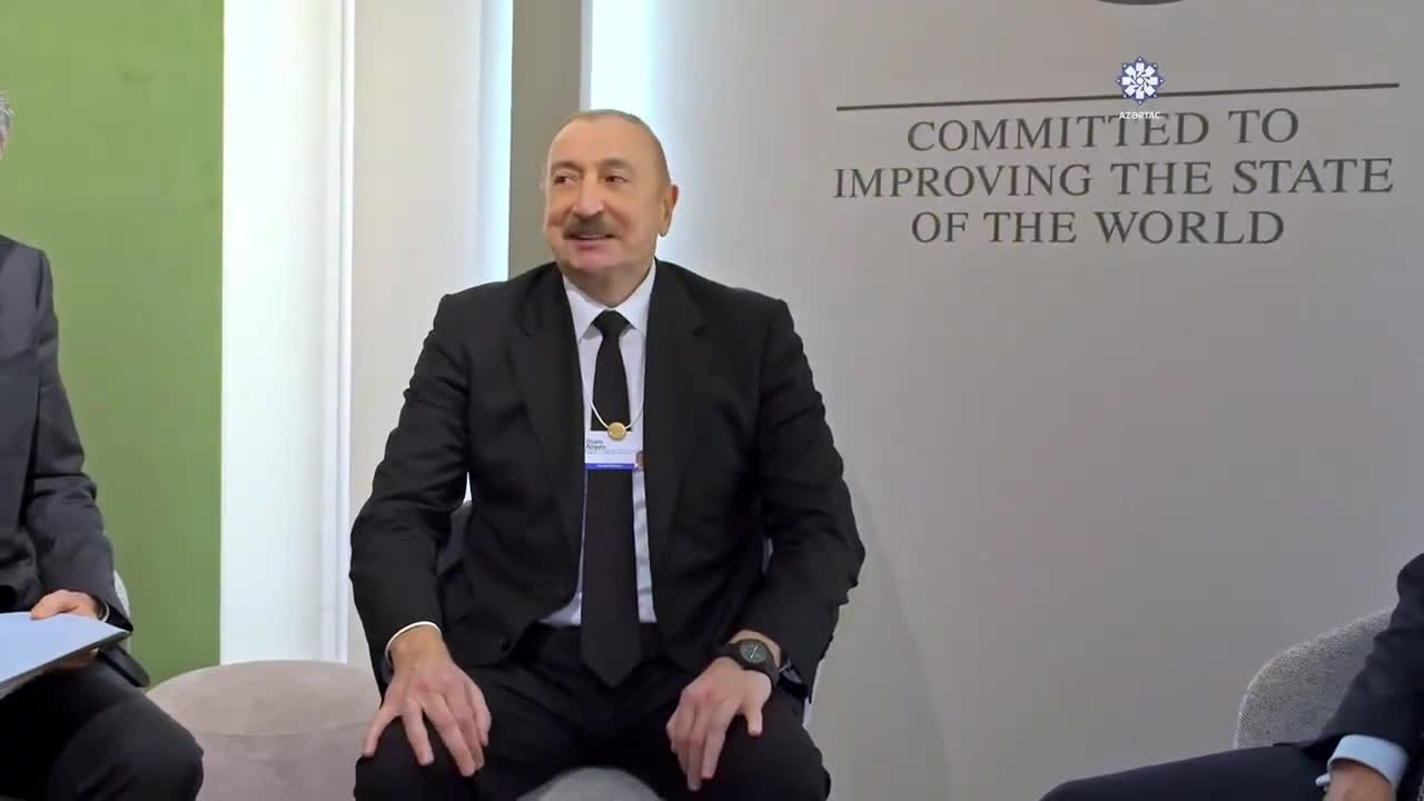 İlham Əliyev Davosda “J.P. Morgan” şirkətinin sədri ilə görüşdü