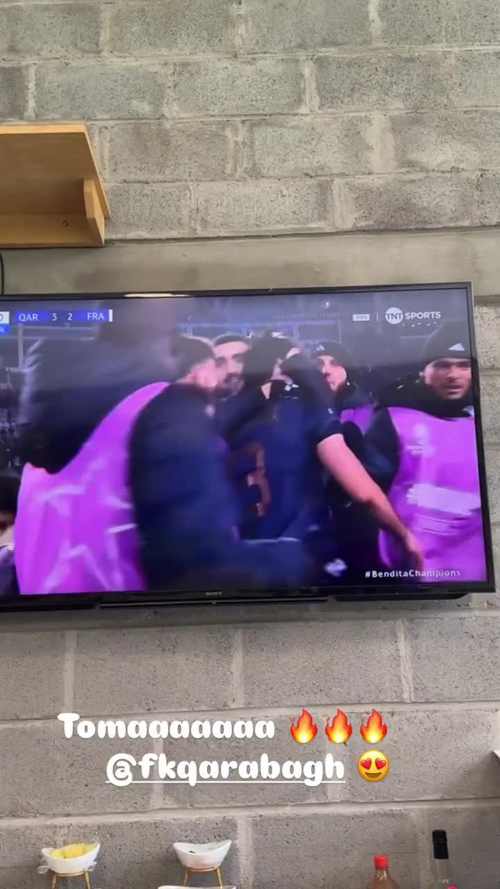 Özü okeanın o tayında, qəlbi Bakıda idi....