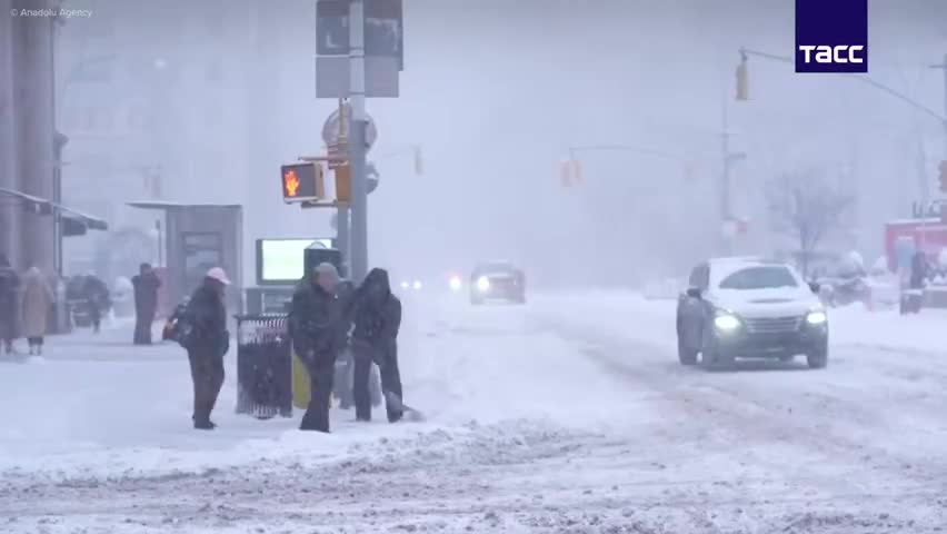 ABŞ-də qar fırtınası davam edir