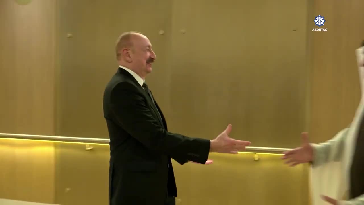 Prezident BƏƏ-də səfərdədir