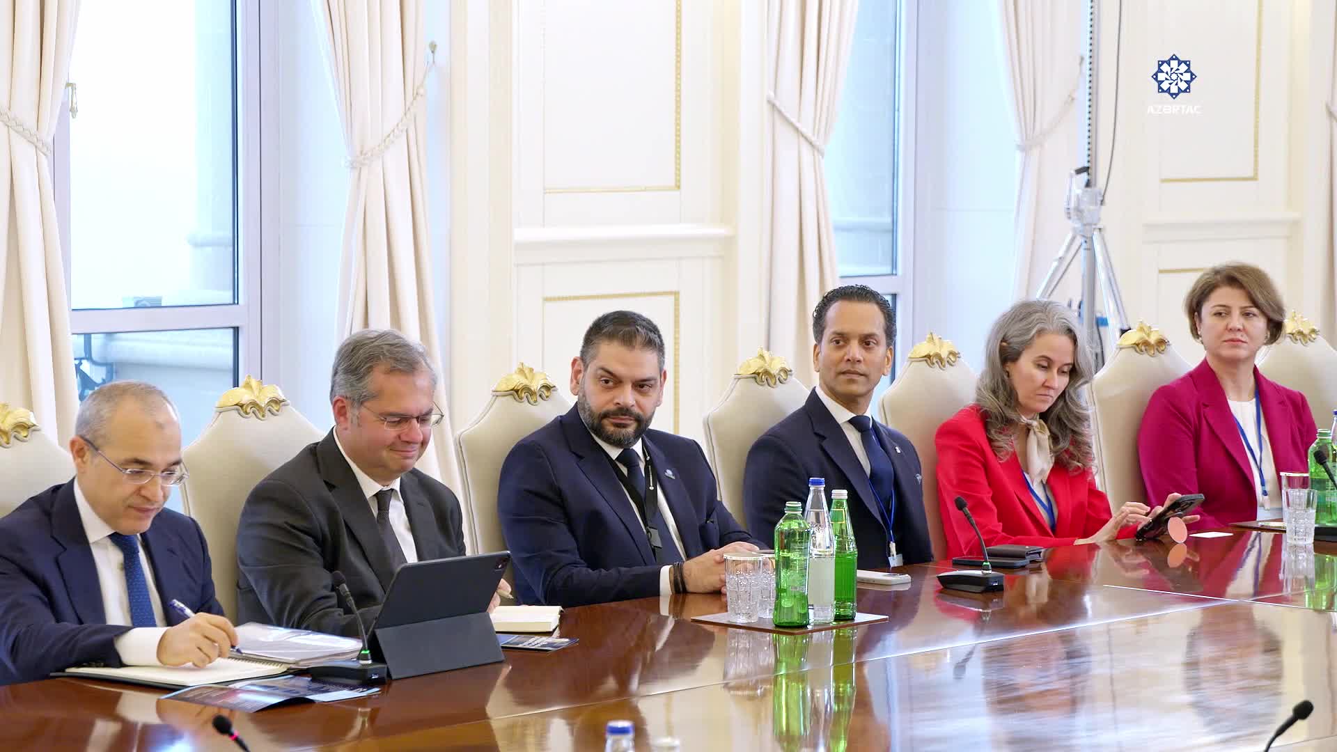 Prezident bu şirkətlərin rəhbərlərini qəbul etd
