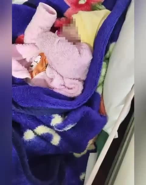 Ana 40 günlük körpəsindən imtina etdi