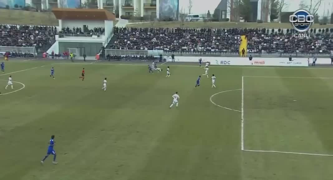 Kadinin qırmızı aldığı epizod