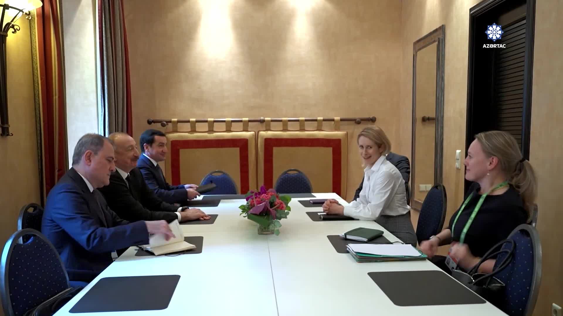 Prezident Kaya Kallasla görüşdü