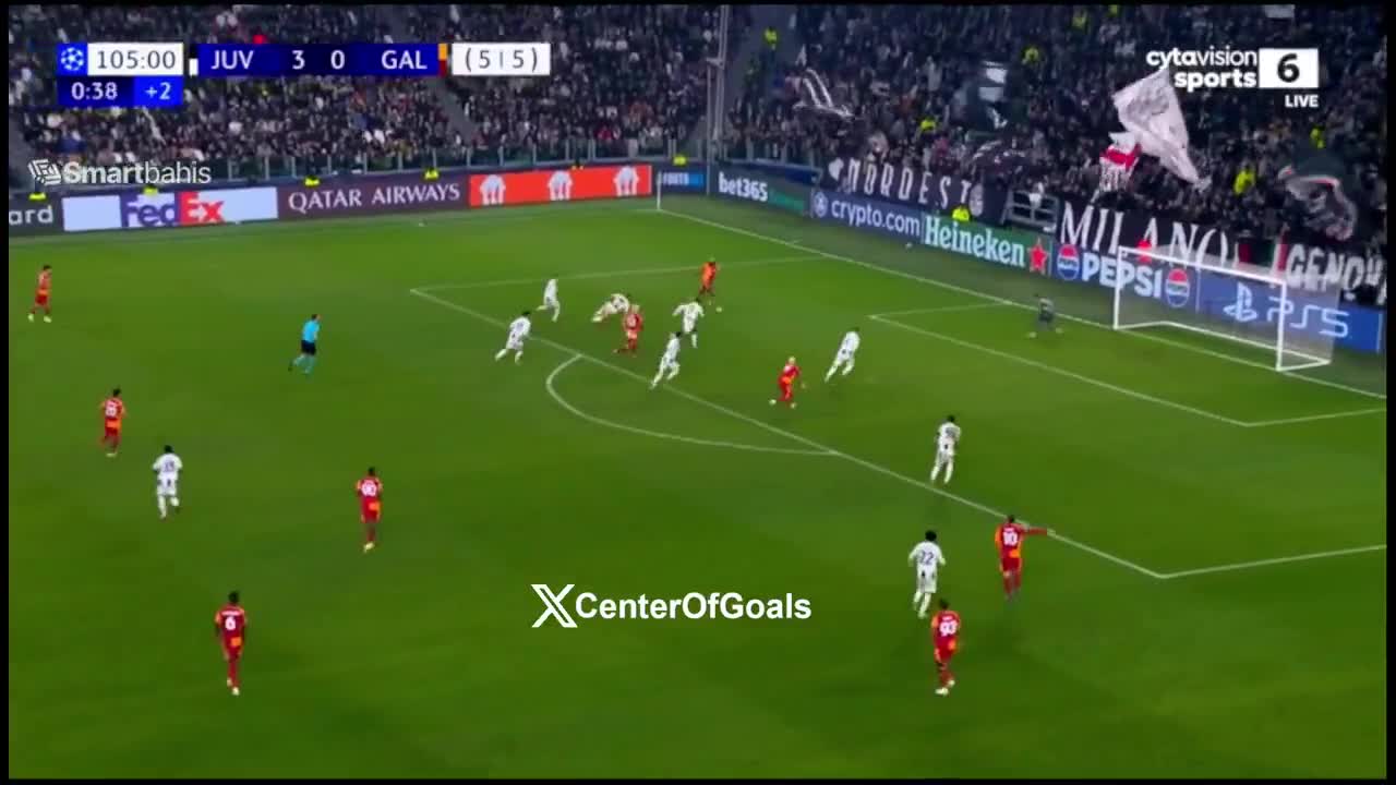 “Qalatasaray” fərqi azaltdı