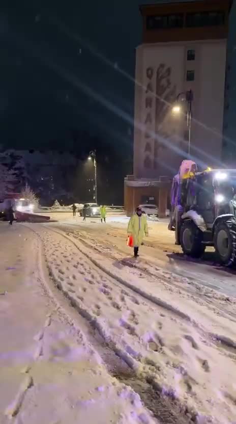 Şuşaya qar yağıb