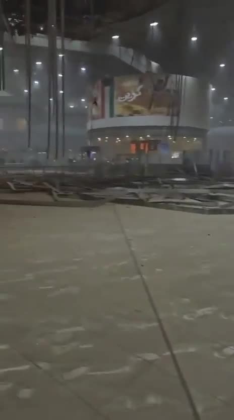 İran Küveytdə hava limanını vurdu - 2