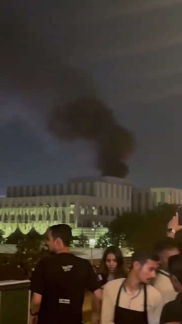 İran Dubaydakı ABŞ konsulluğunun yaxınlığını vurdu