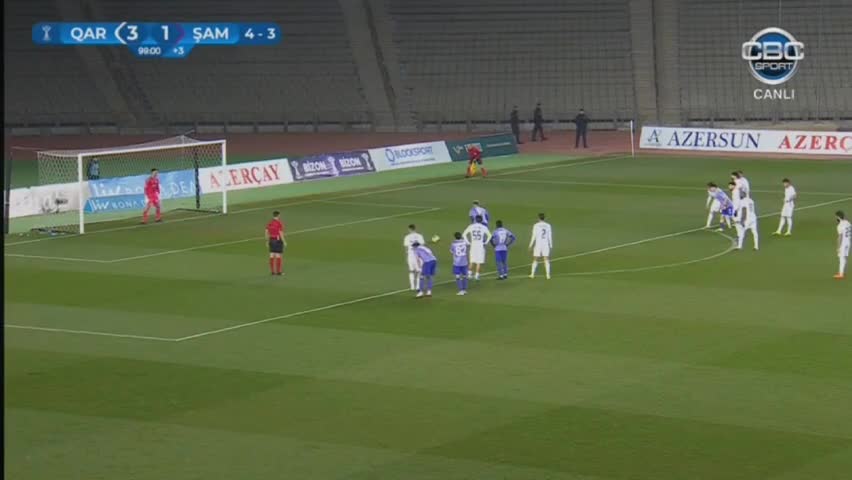 Kərim Rossinin penaltini qaçırdığı an