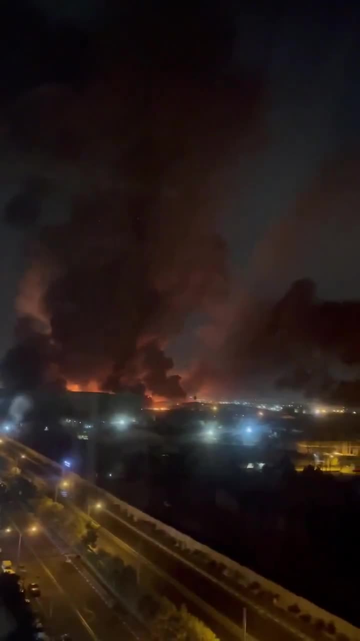 Təl-Əvivə bomba yağır