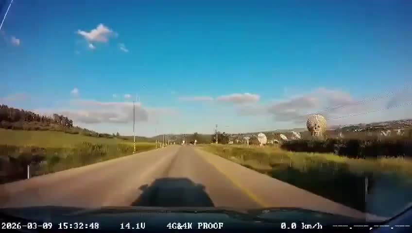 Raketin İsrailin peyk stansiyasına düşmə anı