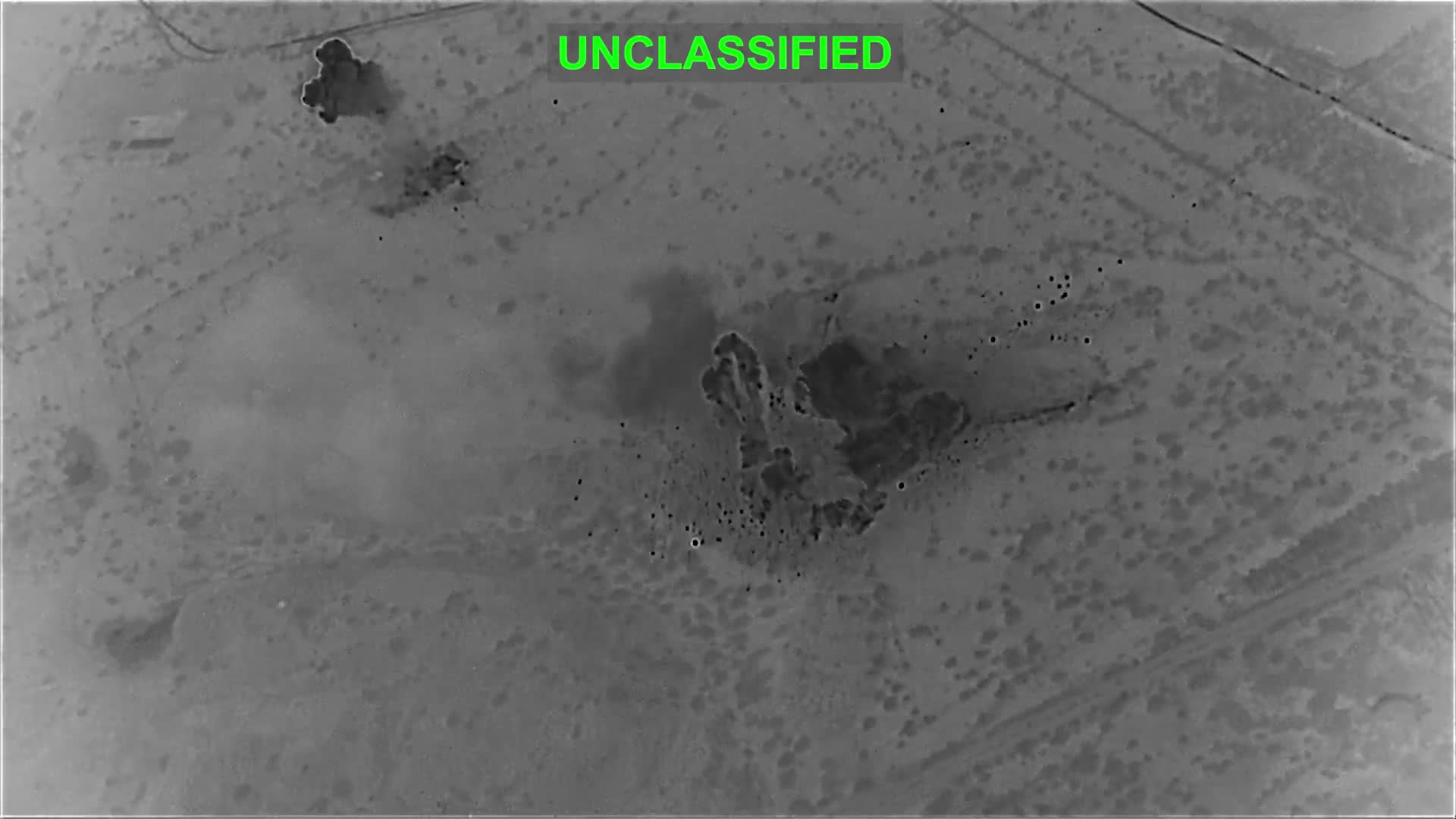 ABŞ Xarq adasına zərbələr endirdi