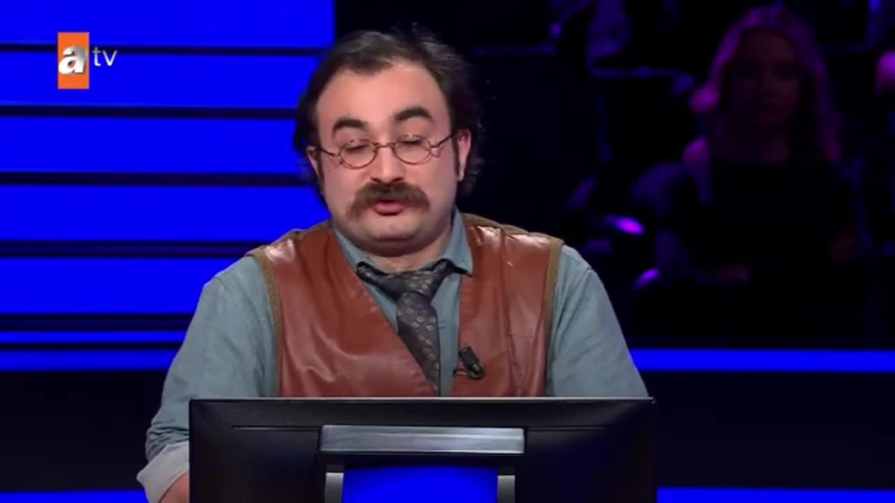 Oyunundan çox yaşı müzakirə edildi