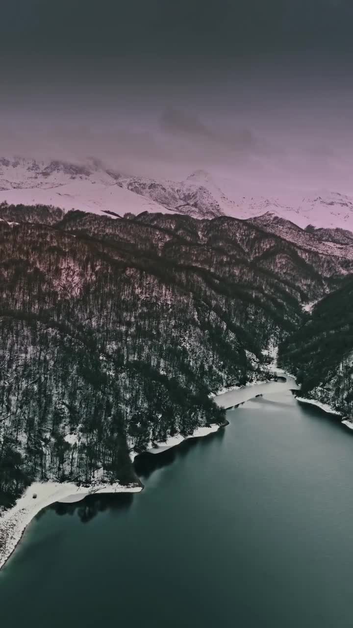 “Niyə bağışlayım ömrümü sənə?!”