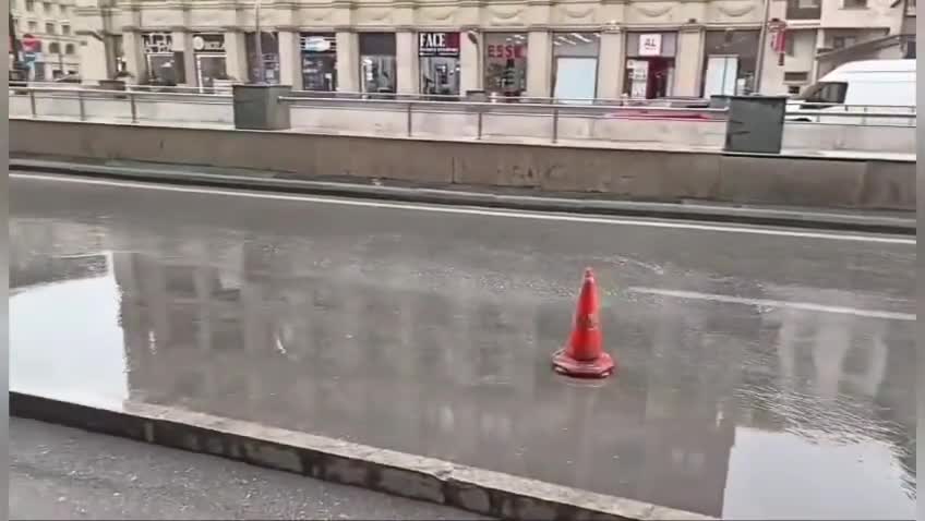 ADSEA ərazilərdə yığılan yağış sularını kənarlaşdırır