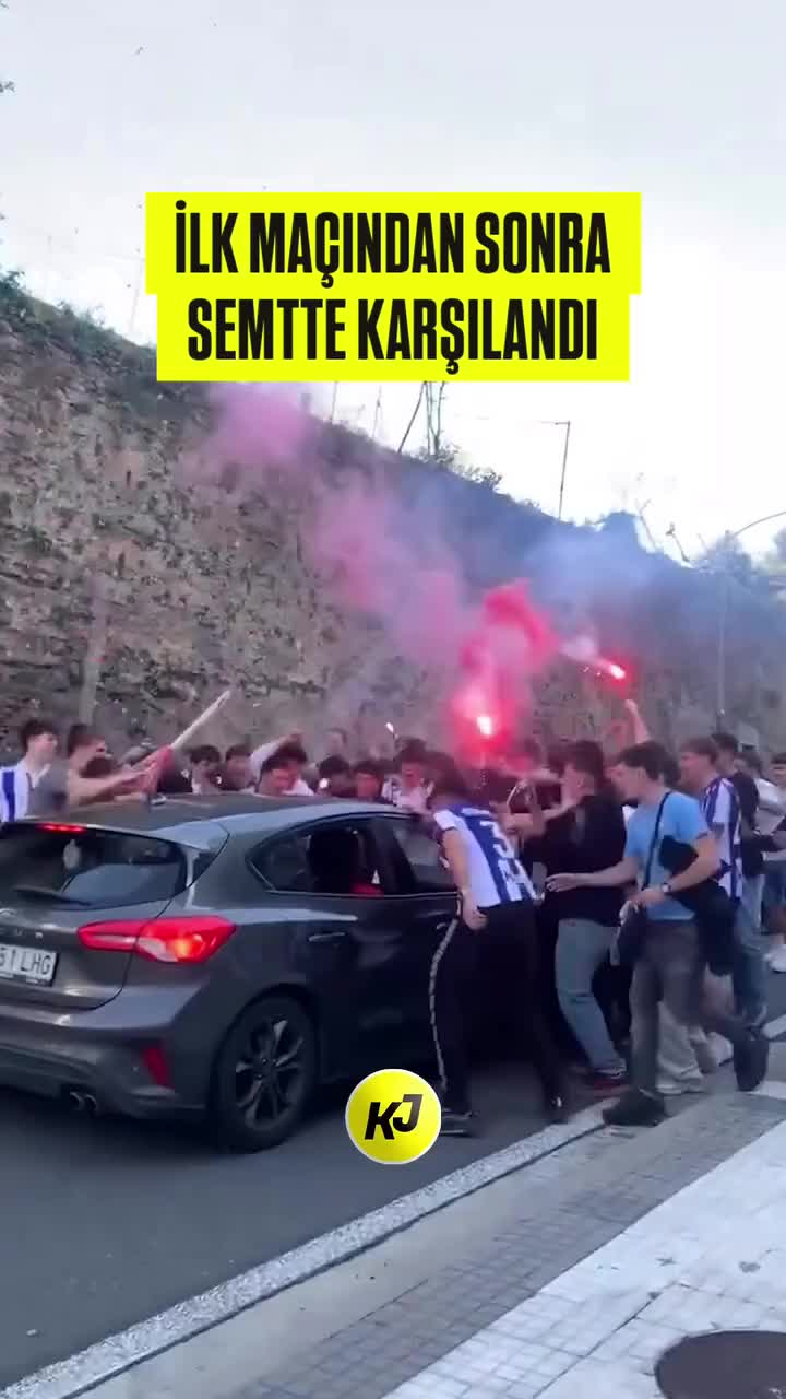 İlk oyununda çıxdı, məhəlləsində belə qarşılandı