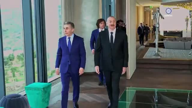 Tbilisidə Prezidentin şərəfinə lanç verildi