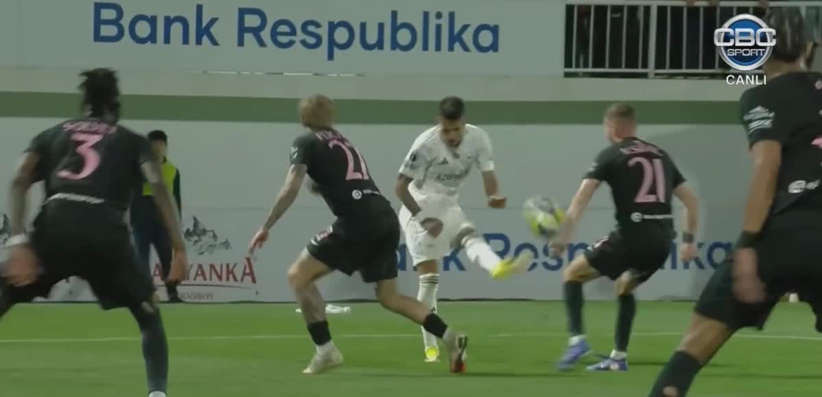 Qalmaqallı penalti epizodu