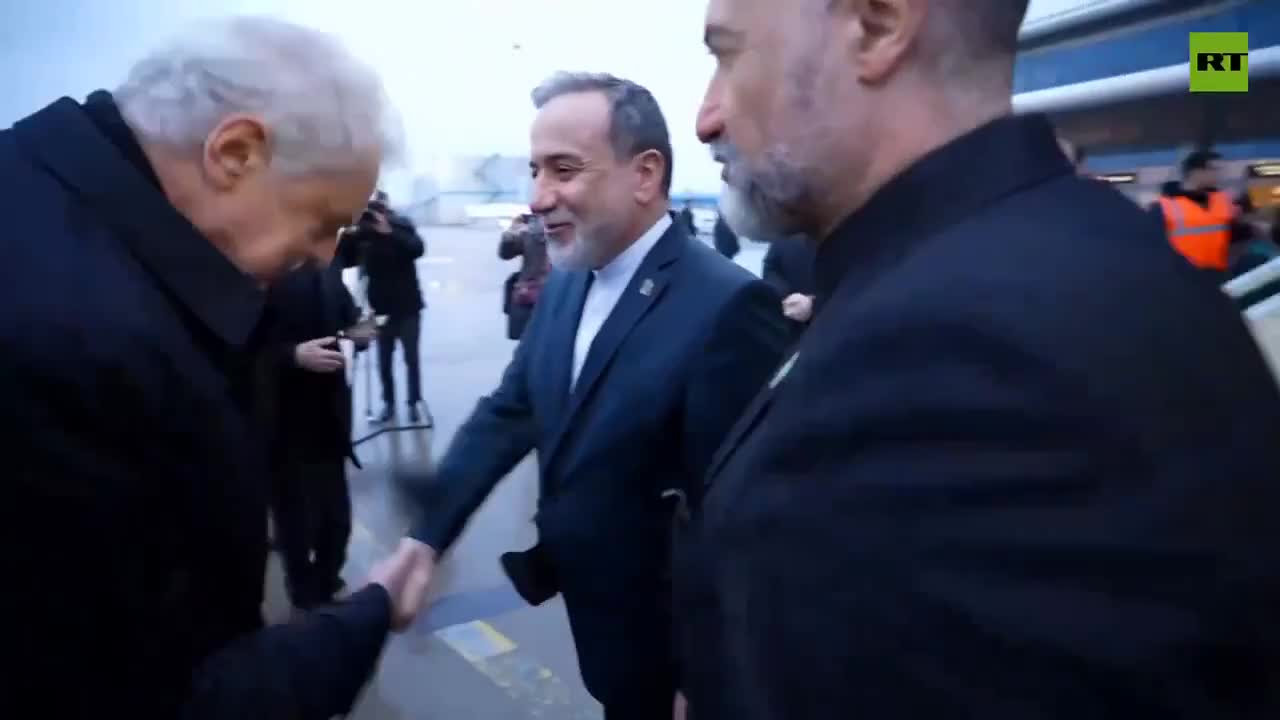 Əraqçi Sankt-Peterburqdadır