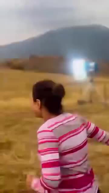 Həyat yoldaşını belə təbrik etdi