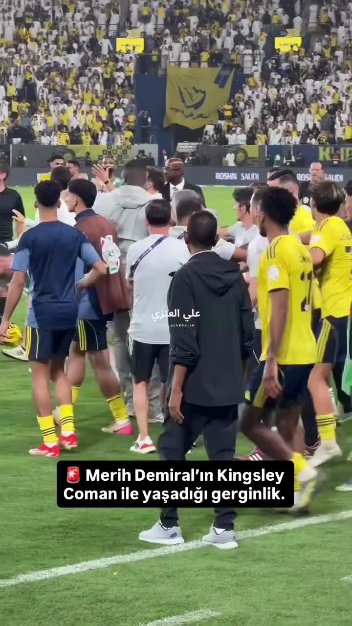 Merih Demiral qalmaqal yaratdı