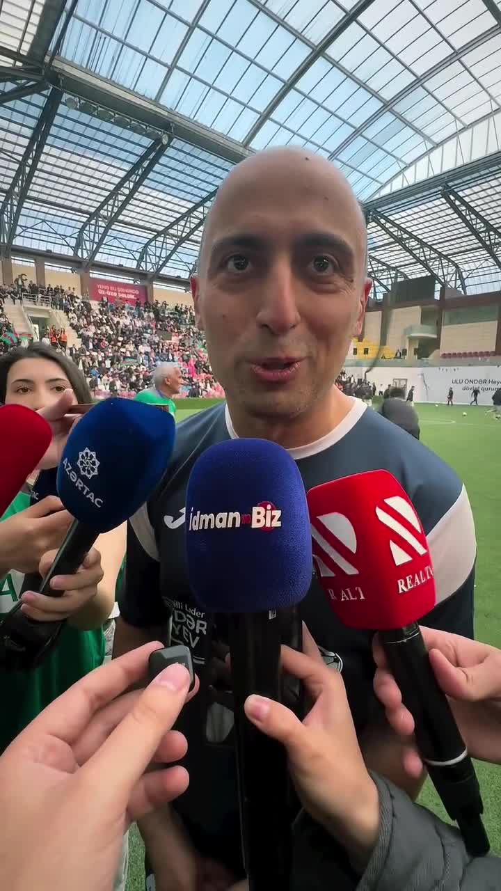 Nazirləri bir də belə görün...