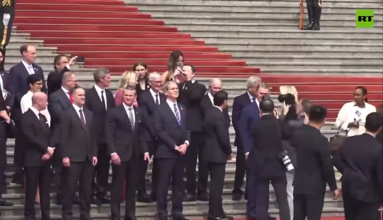 Mask yaxşı kadr axtarır