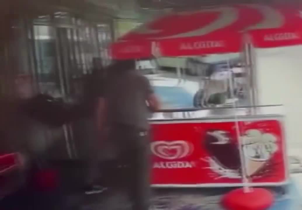 Hücum anları kameraya düşdü - 1