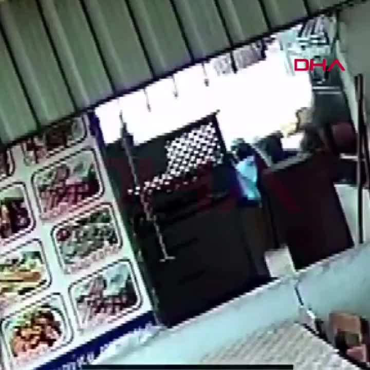 Hücum anları kameraya düşdü - 2