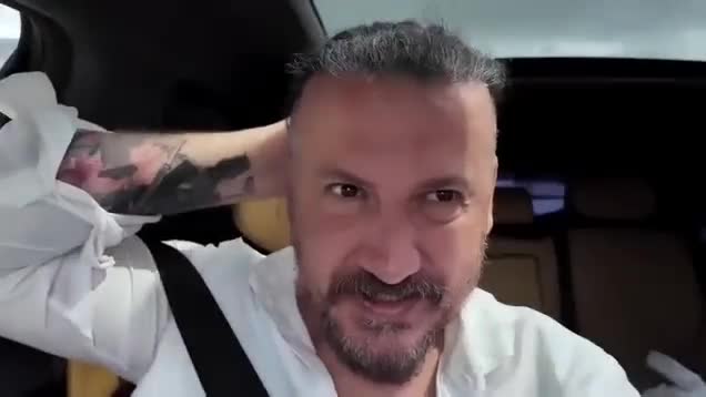 Türk bloqerə dediklərinə görə peşman olduğunu açıqladı