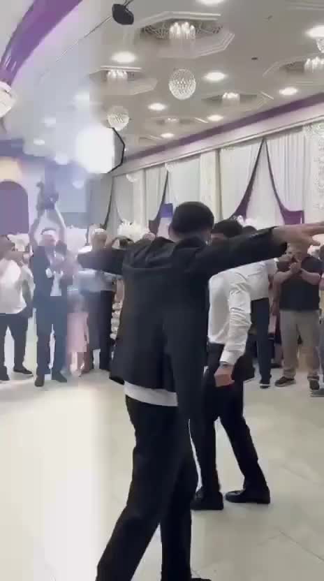 “Neftçi”nin futbolçusunun toyu oldu