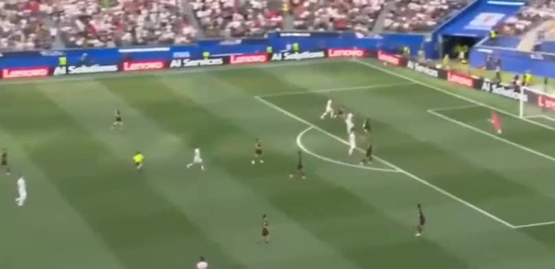 TRT şərhçisi İranla Yeni Zelandiyanı səhv saldı