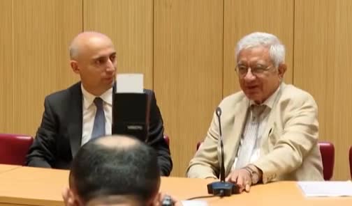 “Bəzən auditoriya demək istədiyini öz bildiyi kimi başa düşür”