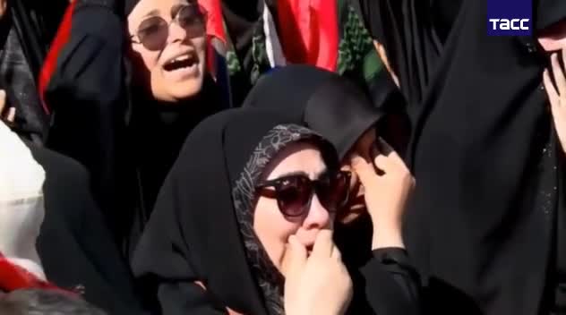 Xameneinin dəfn mərasimi
