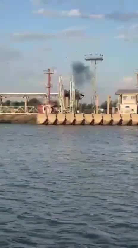 Azərbaycanlıların idarə etdiyi daha bir gəmi vuruldu