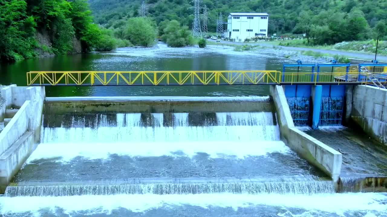 Açılışı onlayn olan SES-lərin videosu