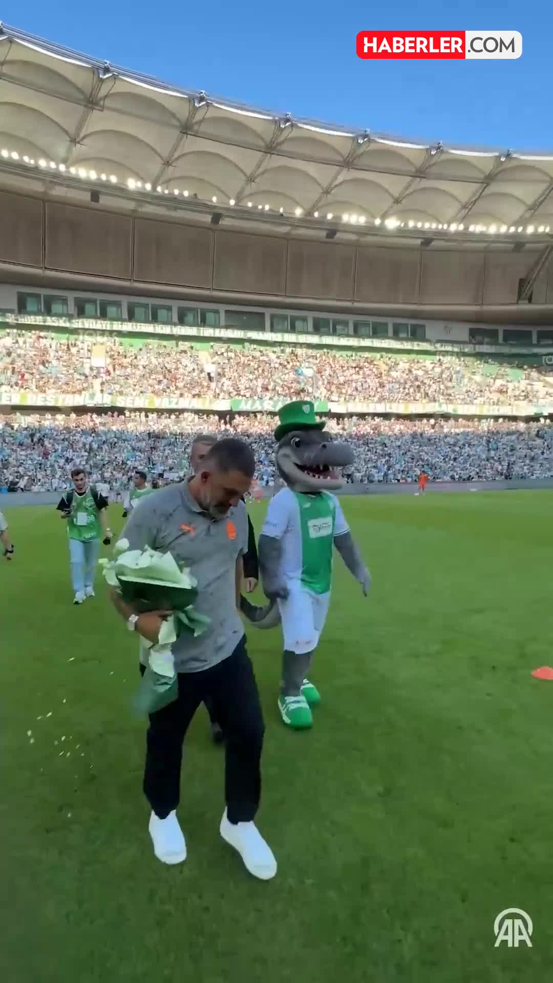 Arda Turan Bursada belə qarşılandı - 2