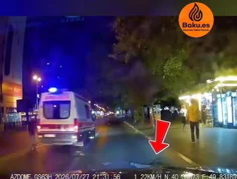 Bakıda piyada maşının altına uzandı