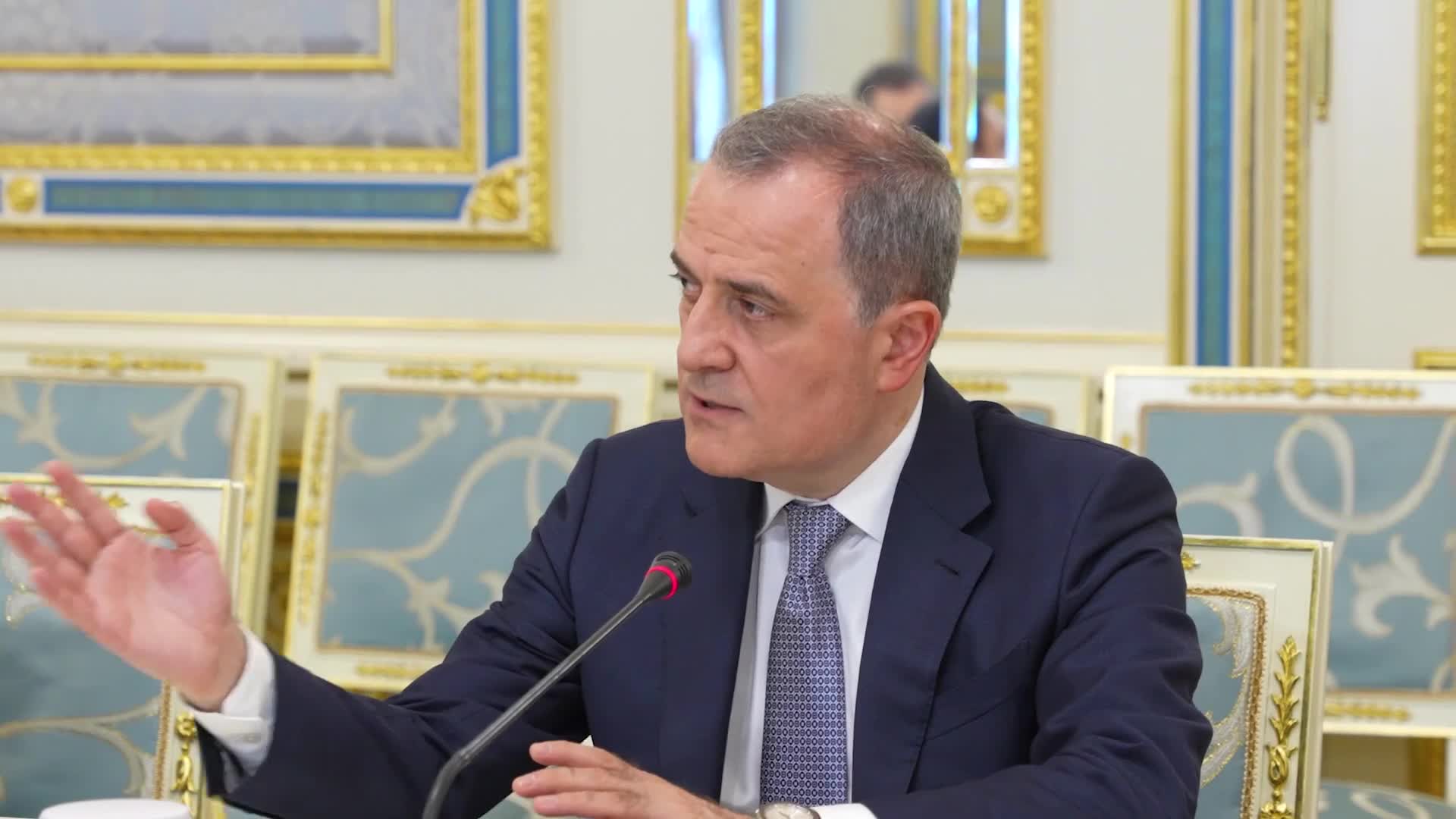Zelenski Ceyhun Bayramovu qəbul etdi
